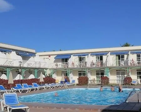 Ura Lara Adults Only *